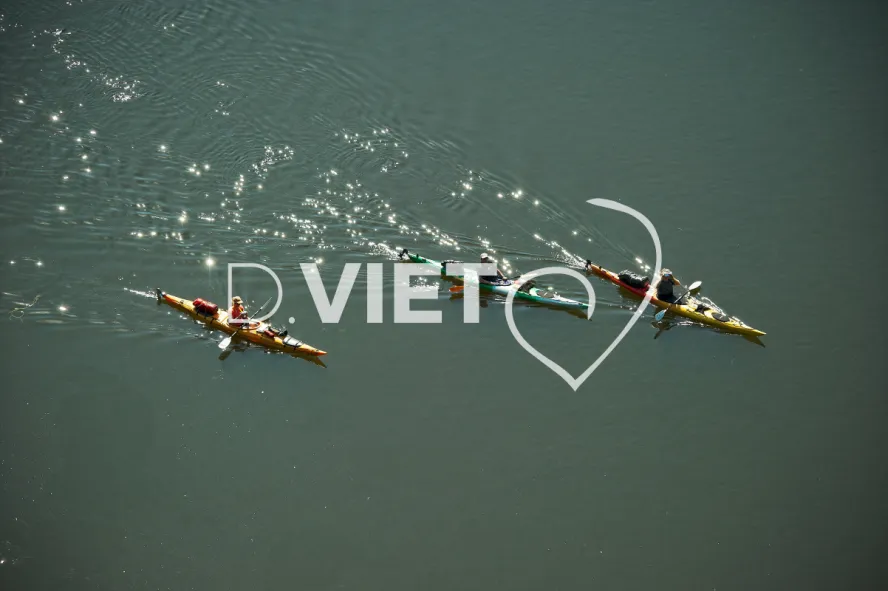 Photo TOULOUSE by VIET - Canoe sur la dordogne