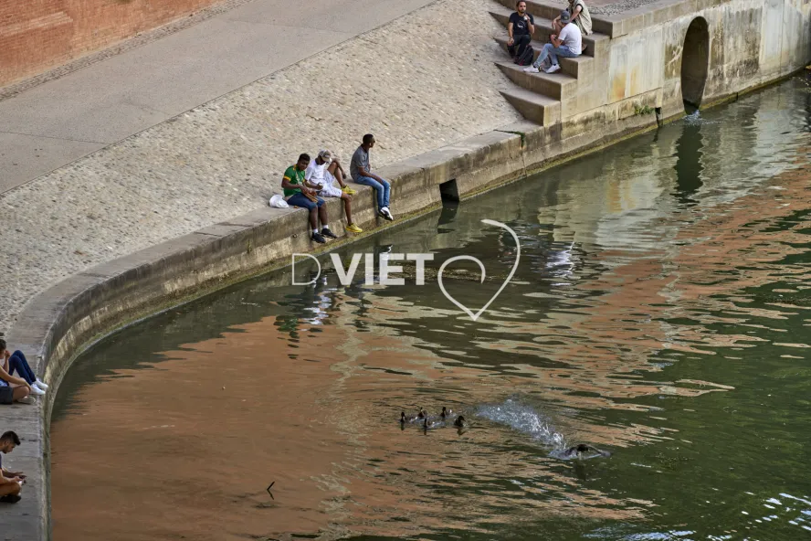 Photo TOULOUSE by VIET - La Garonne