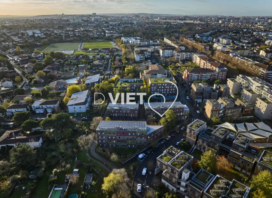 Photo TOULOUSE by VIET - Borderouge
