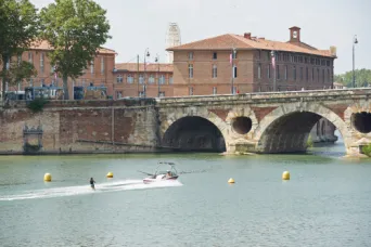 Photo TOULOUSE by VIET - Sur la garonne