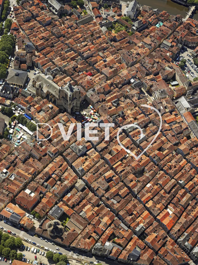 Photo TOULOUSE by VIET - Villefranche de Rouergue