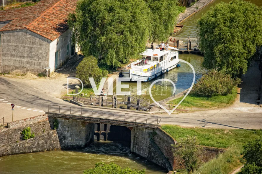 Photo TOULOUSE by VIET - Canal du Midi Ecluse de la Negra