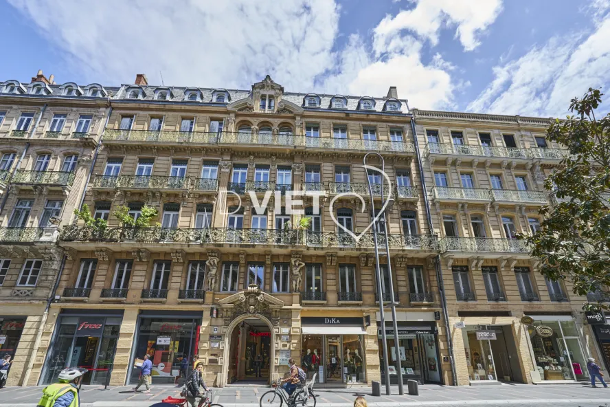 Photo TOULOUSE by VIET - 38 RUE D'ALSACE LORRAINE