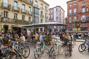 Photo TOULOUSE by VIET - Place de la trinit&eacute;