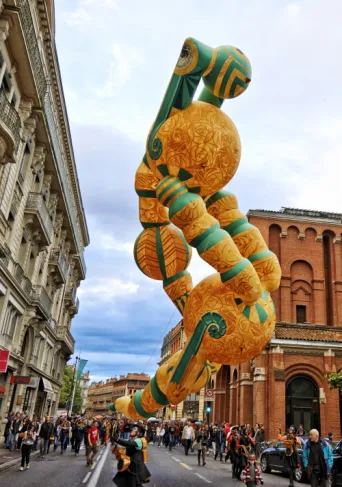 Photo TOULOUSE by VIET - Toulouse en piste la parade