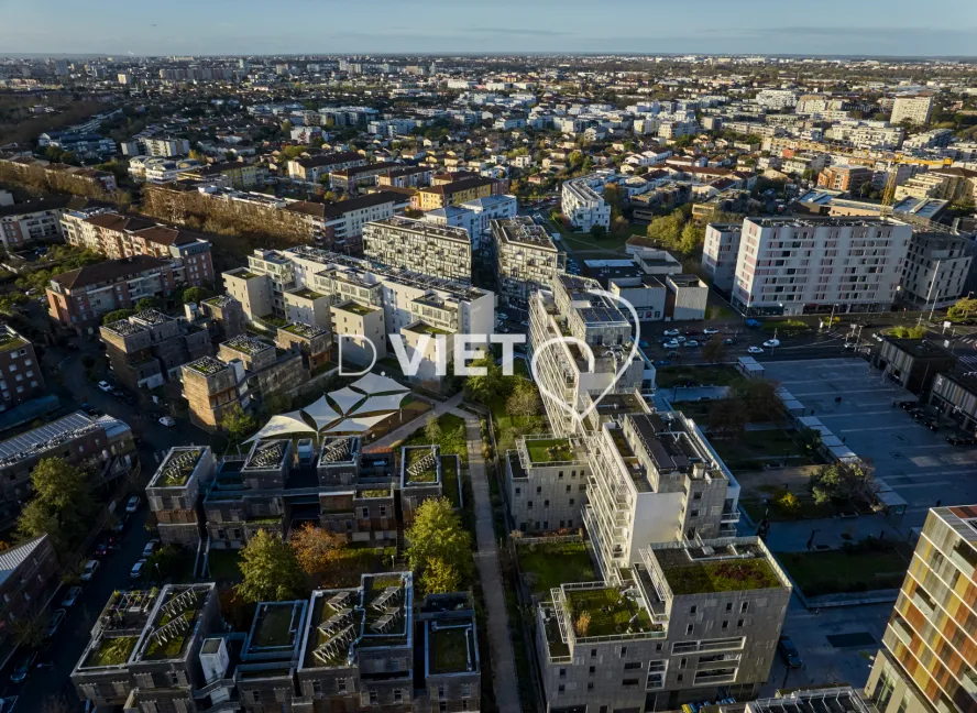 Photo TOULOUSE by VIET - Borderouge
