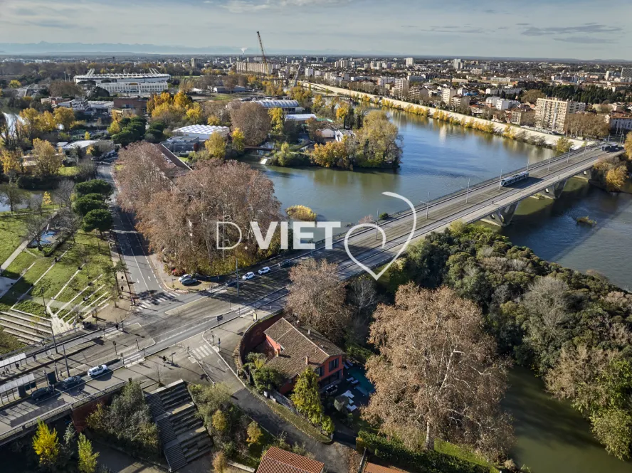 Photo TOULOUSE by VIET - Tram et pont Saint Michel