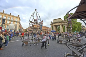 Photo TOULOUSE by VIET - Toulouse en piste la parade