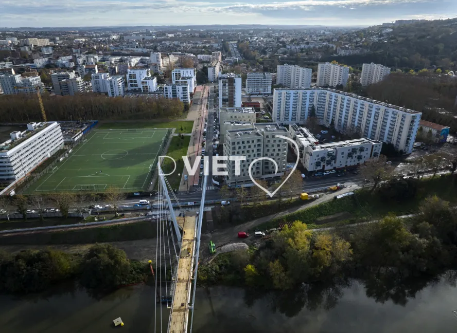 Photo TOULOUSE by VIET - Passerelle d'empalot et Garonne