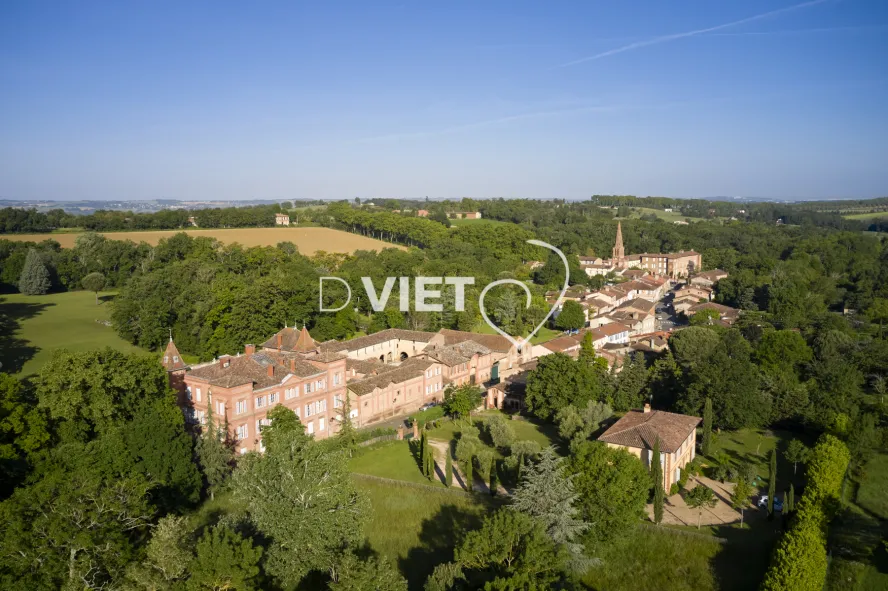 Photo TOULOUSE by VIET - FOURQUEVAUX