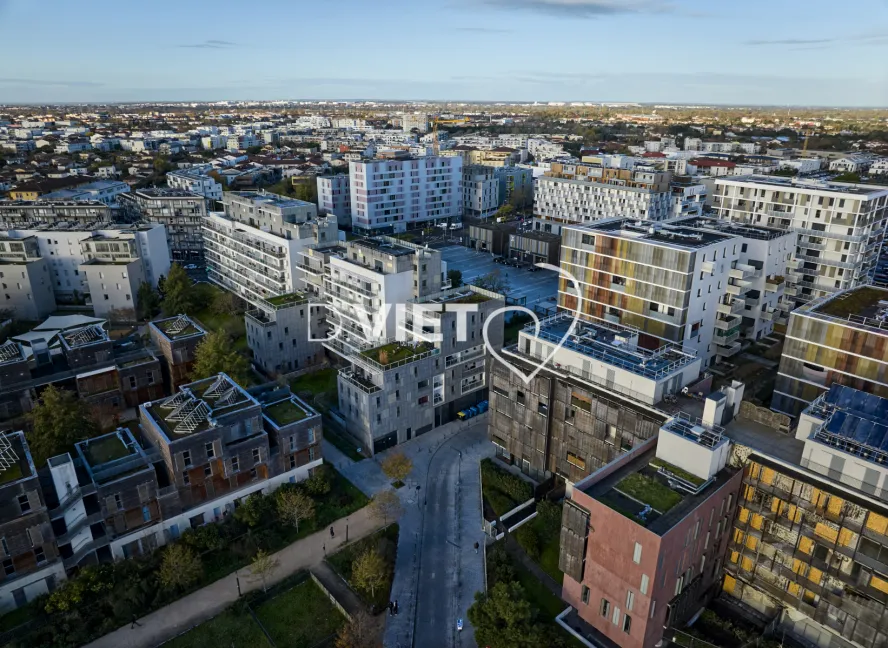 Photo TOULOUSE by VIET - Borderouge