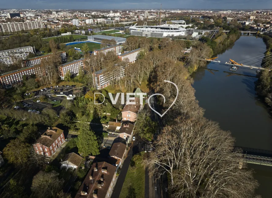 Photo TOULOUSE by VIET - Passerelle Empalot stadium