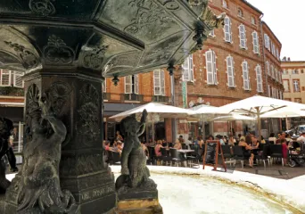 Photo TOULOUSE by VIET - Place Salengro