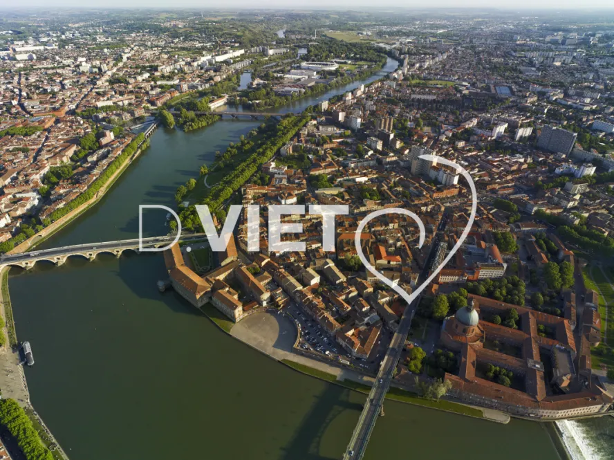 Photo TOULOUSE by VIET - Garonne