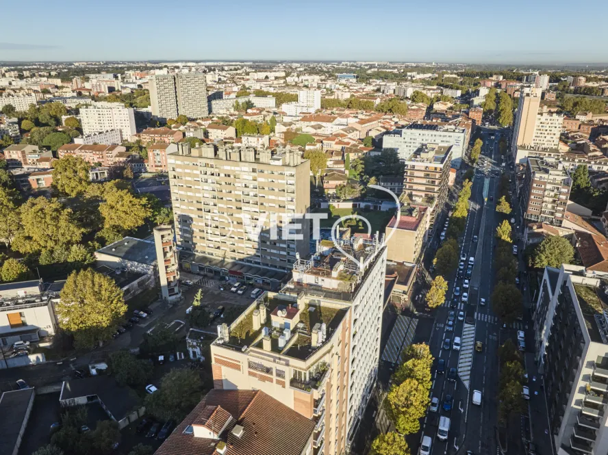 Photo TOULOUSE by VIET - CASERNE JACQUES VION