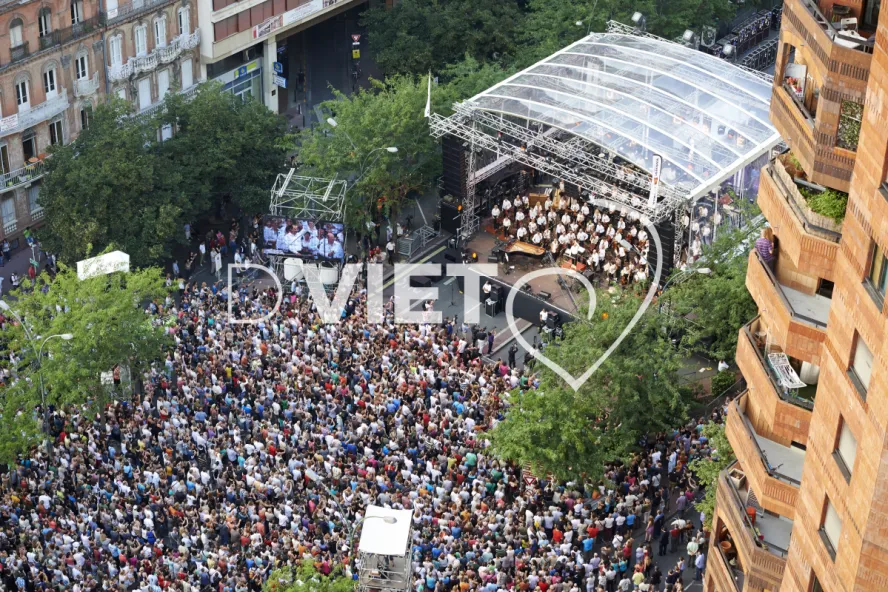 Photo TOULOUSE by VIET - 14 juillet 2013 allees Jean Jaures