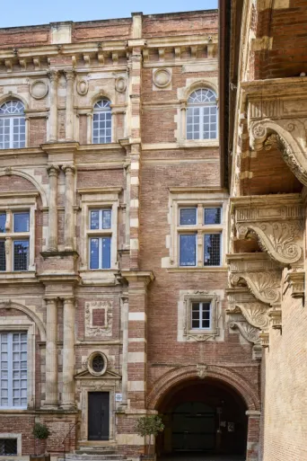 Photo TOULOUSE by VIET - H&ocirc;tel d'Ass&eacute;zat