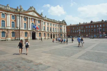 Photo TOULOUSE by VIET - Place Du Capitole