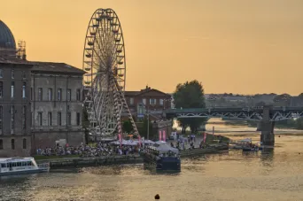 Photo TOULOUSE by VIET - La Garonne