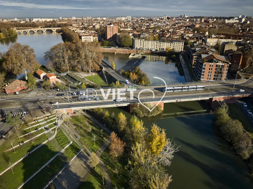 Photo TOULOUSE by VIET - Tram et pont Saint Michel