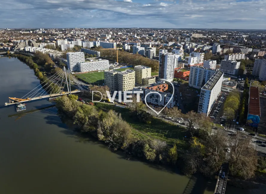 Photo TOULOUSE by VIET - Passerelle d'empalot et Garonne