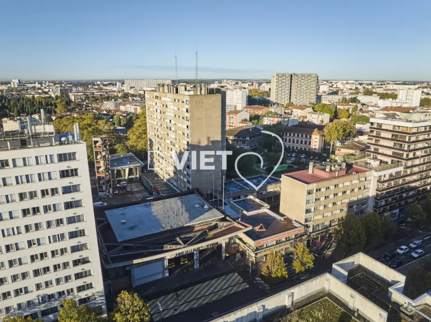 Photo TOULOUSE by VIET - CASERNE JACQUES VION