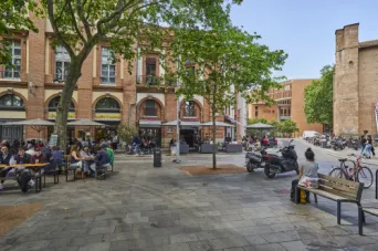 Photo TOULOUSE by VIET - Place Saint-Pierre