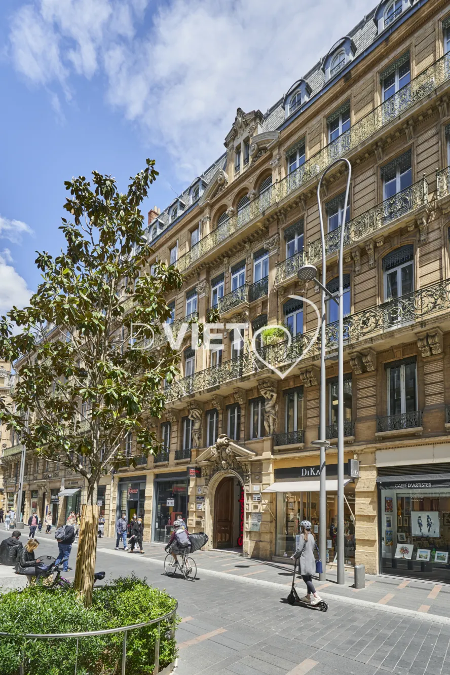 Photo TOULOUSE by VIET - 38 RUE D'ALSACE LORRAINE