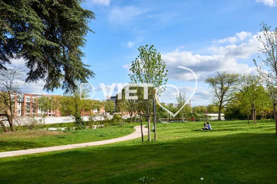 Photo TOULOUSE by VIET - Bord de Garonne