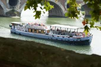 Photo TOULOUSE by VIET - Sur la garonne