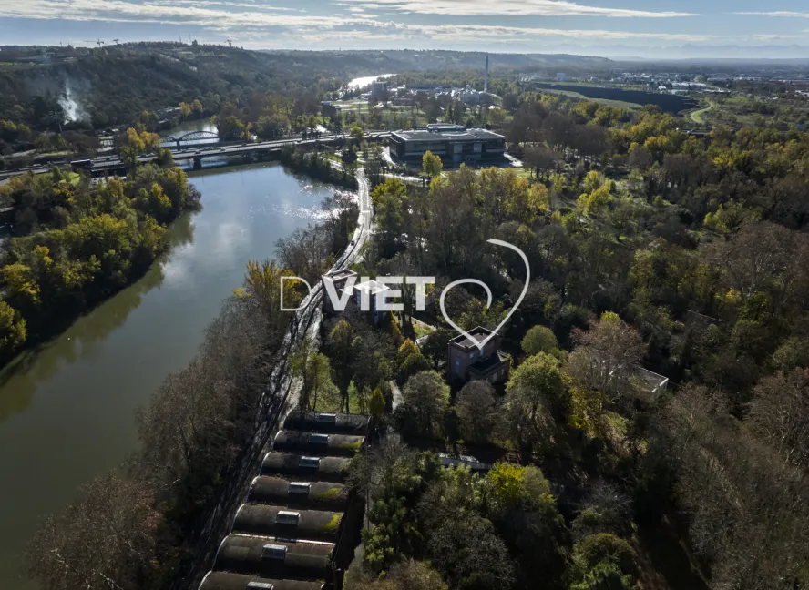 Photo TOULOUSE by VIET - Garonne chemin de la loge Casino Barrière