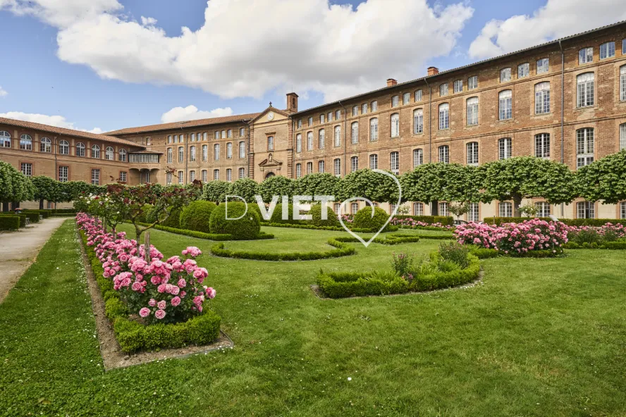Photo TOULOUSE by VIET - Hotel Dieu Saint-Jacques