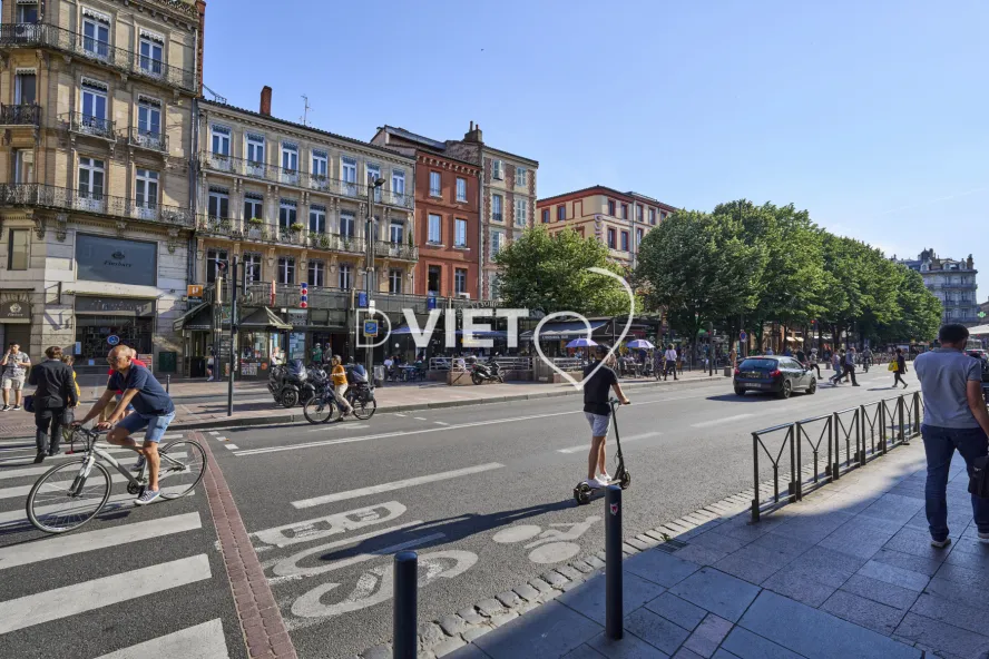 Photo TOULOUSE by VIET - Place Esquirol