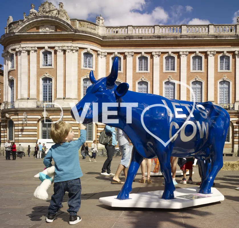 Photo TOULOUSE by VIET - COW PARADE TOULOUSE 2012