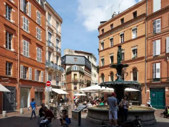 Photo TOULOUSE by VIET - Place Salengro